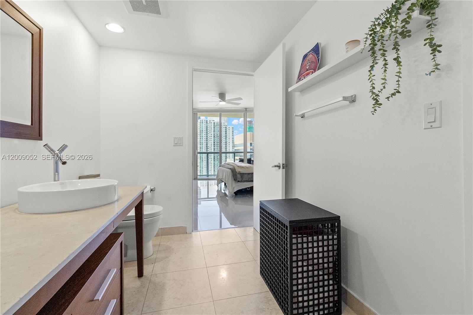 495 Brickell Ave #4009 Miami, FL 33131