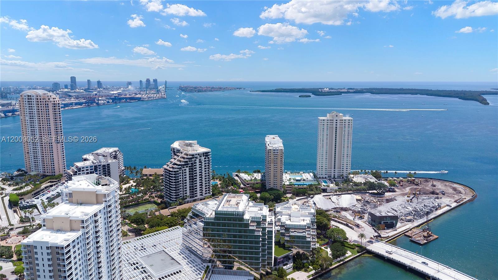 495 Brickell Ave #4009 Miami, FL 33131