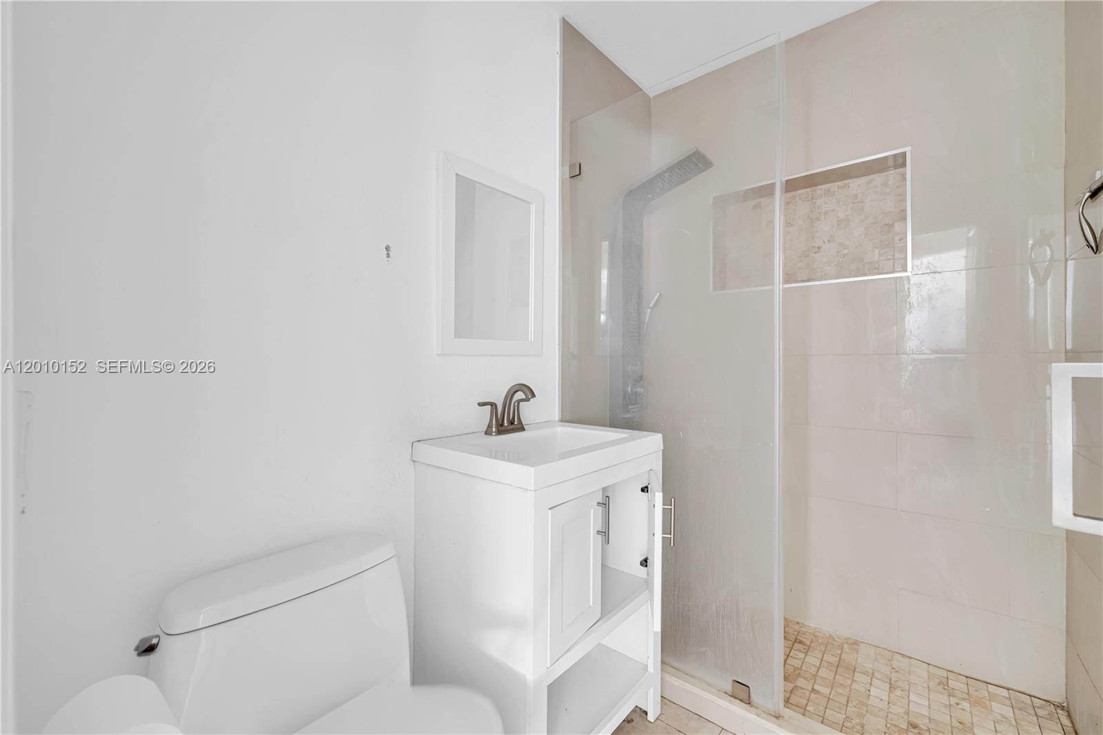 3033 Hibiscus St Miami, FL 33133