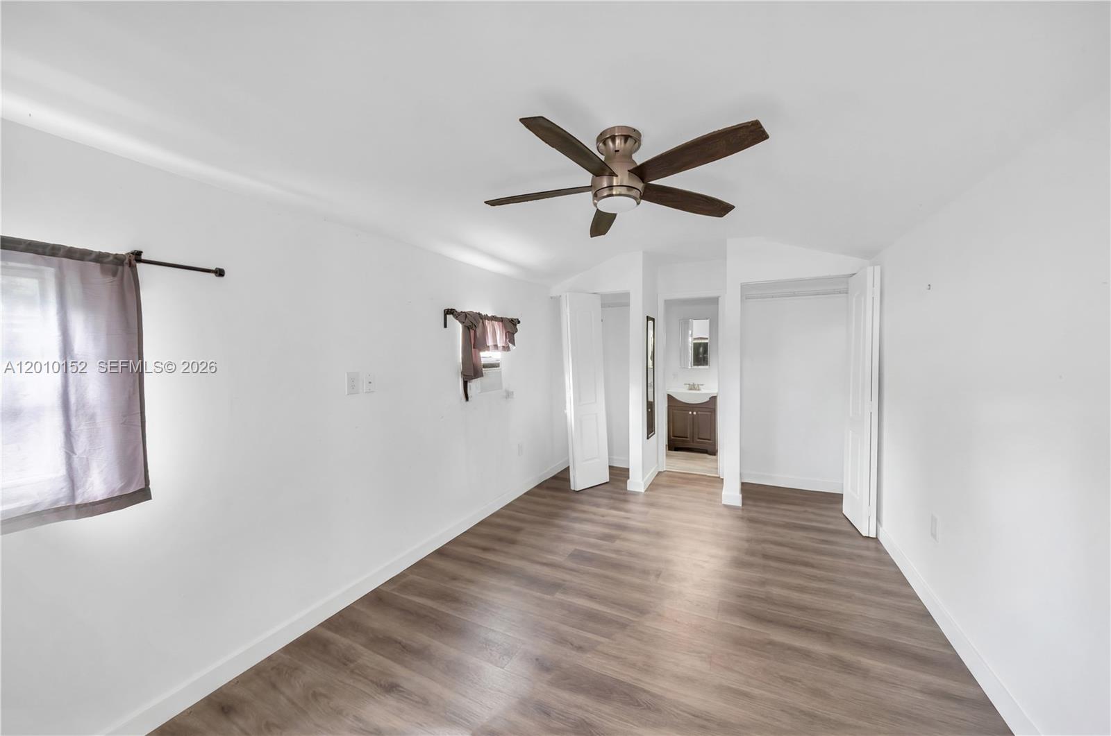 3033 Hibiscus St Miami, FL 33133