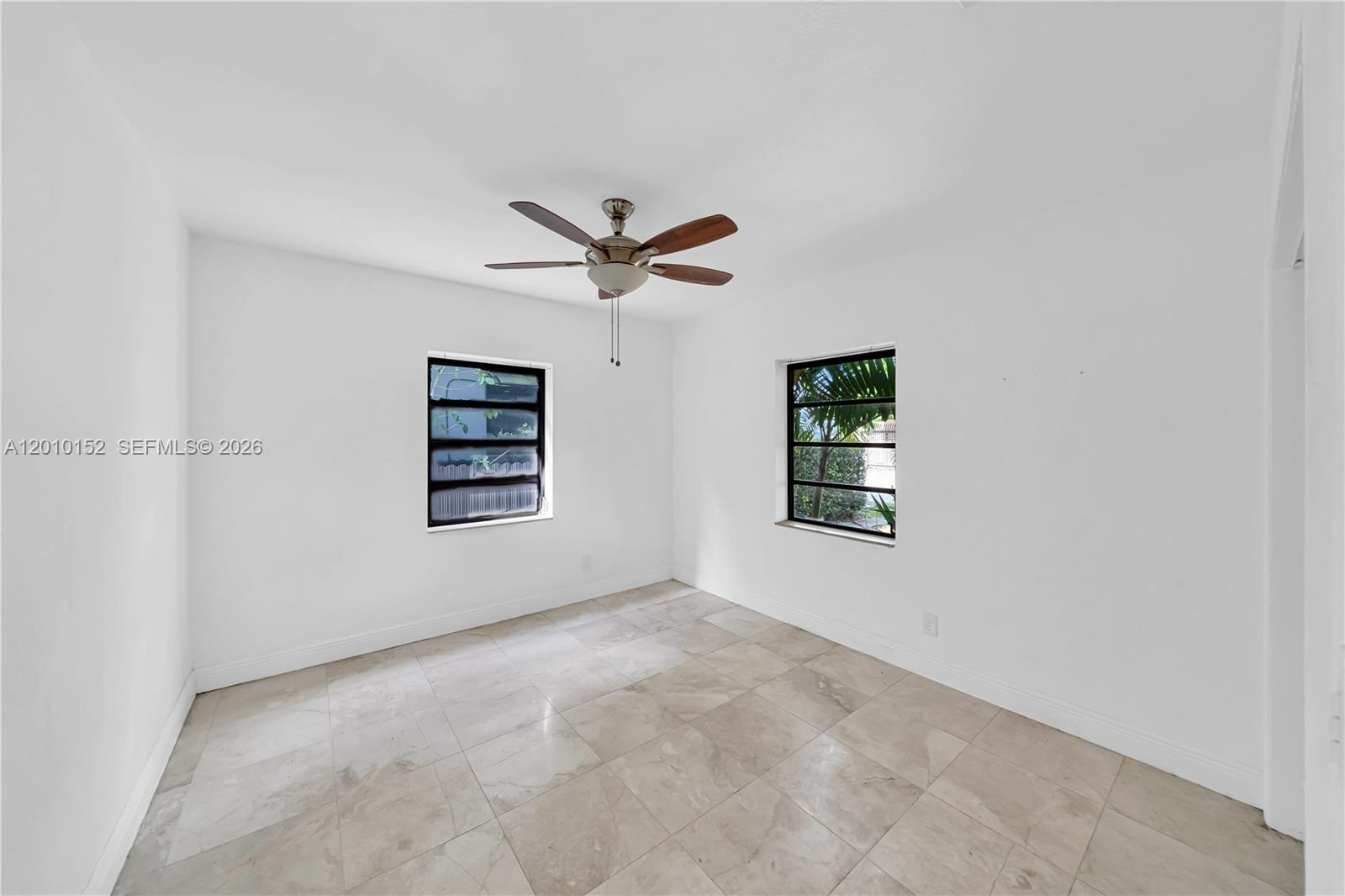 3033 Hibiscus St Miami, FL 33133