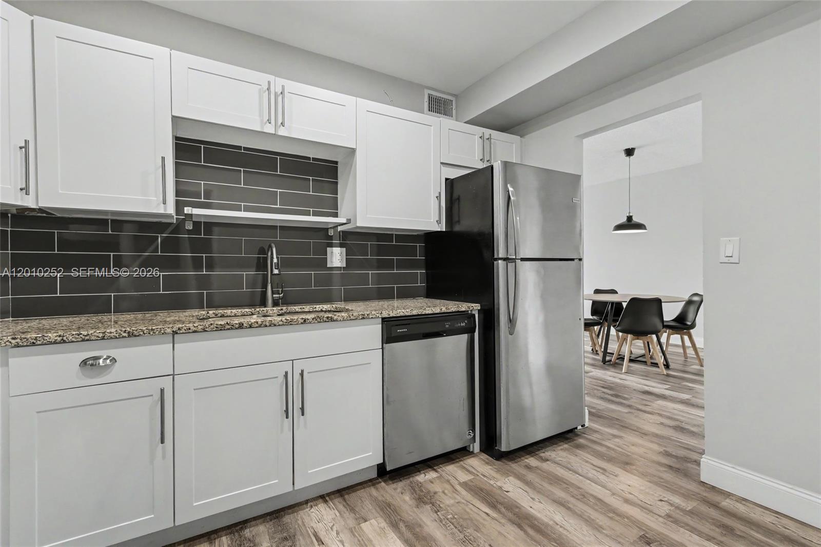 image Arlen House West2