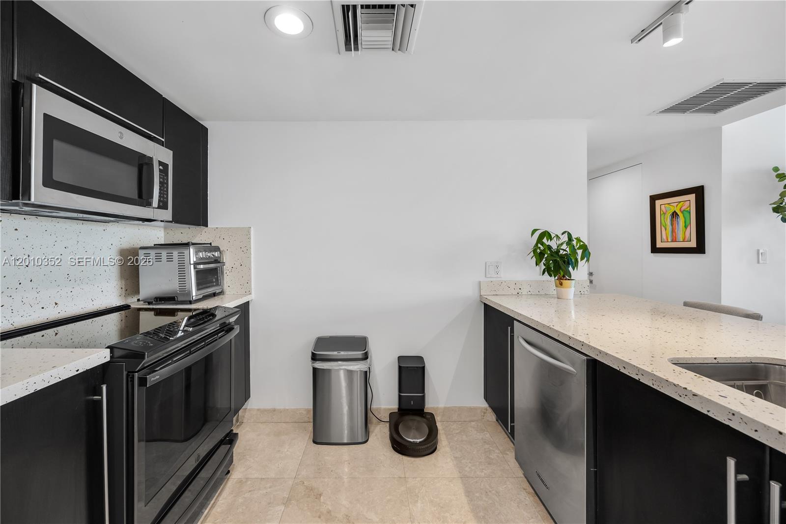 665 NE 25th St #1503 Miami, FL 33137