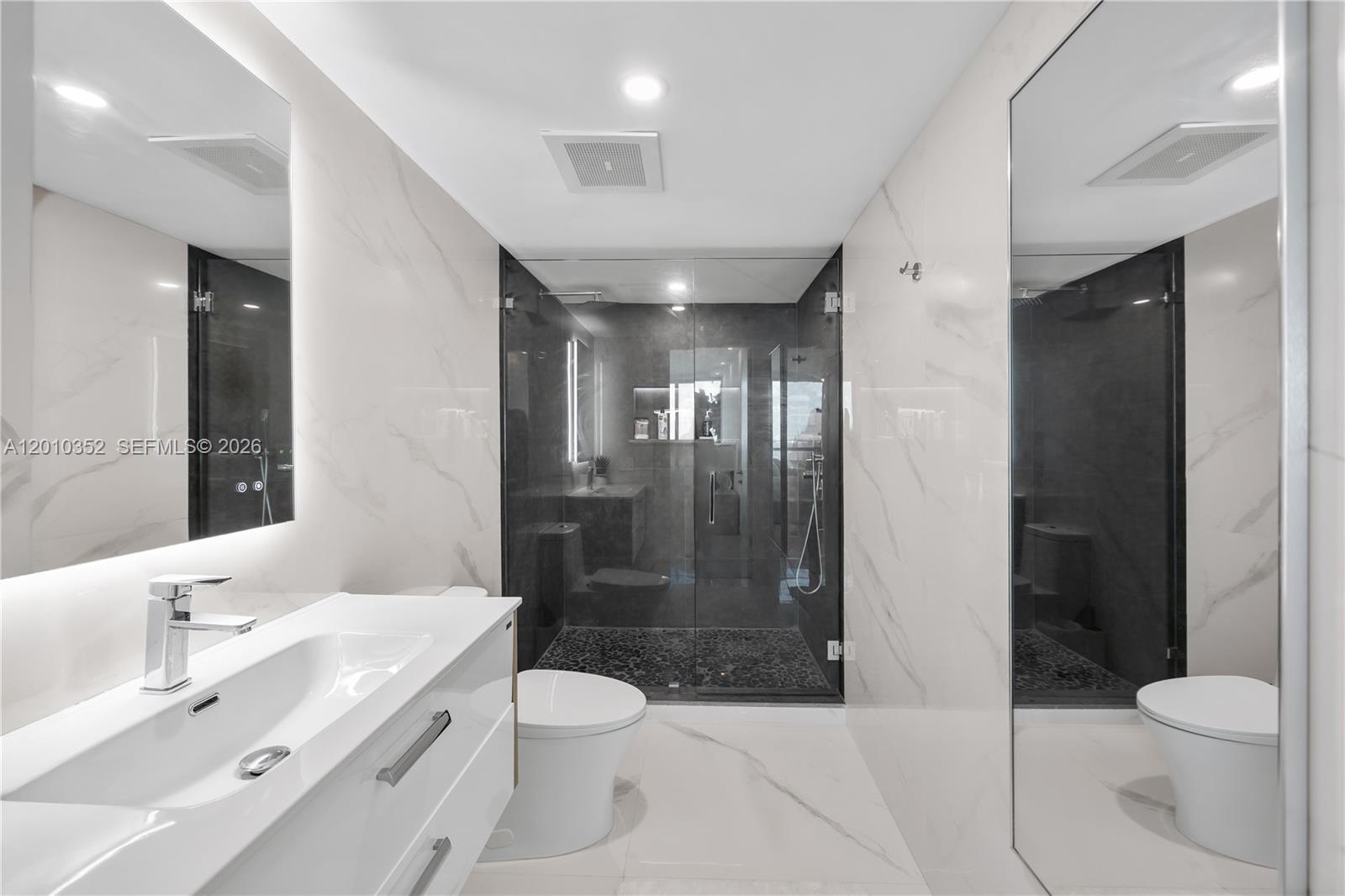 665 NE 25th St #1503 Miami, FL 33137