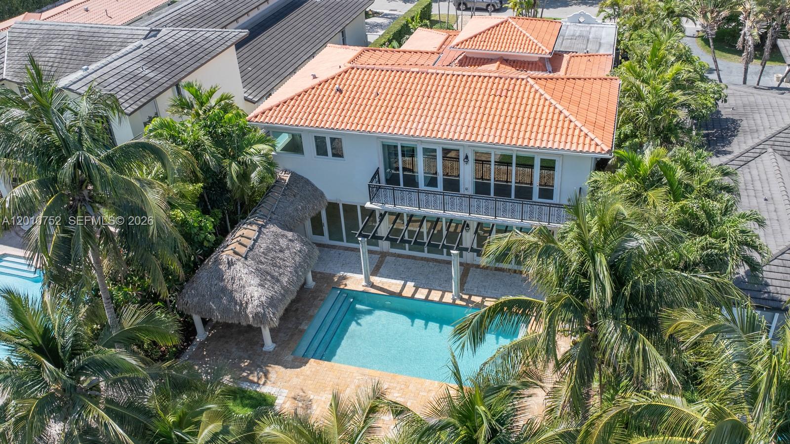 425 N Shore Dr Miami Beach, FL 33141