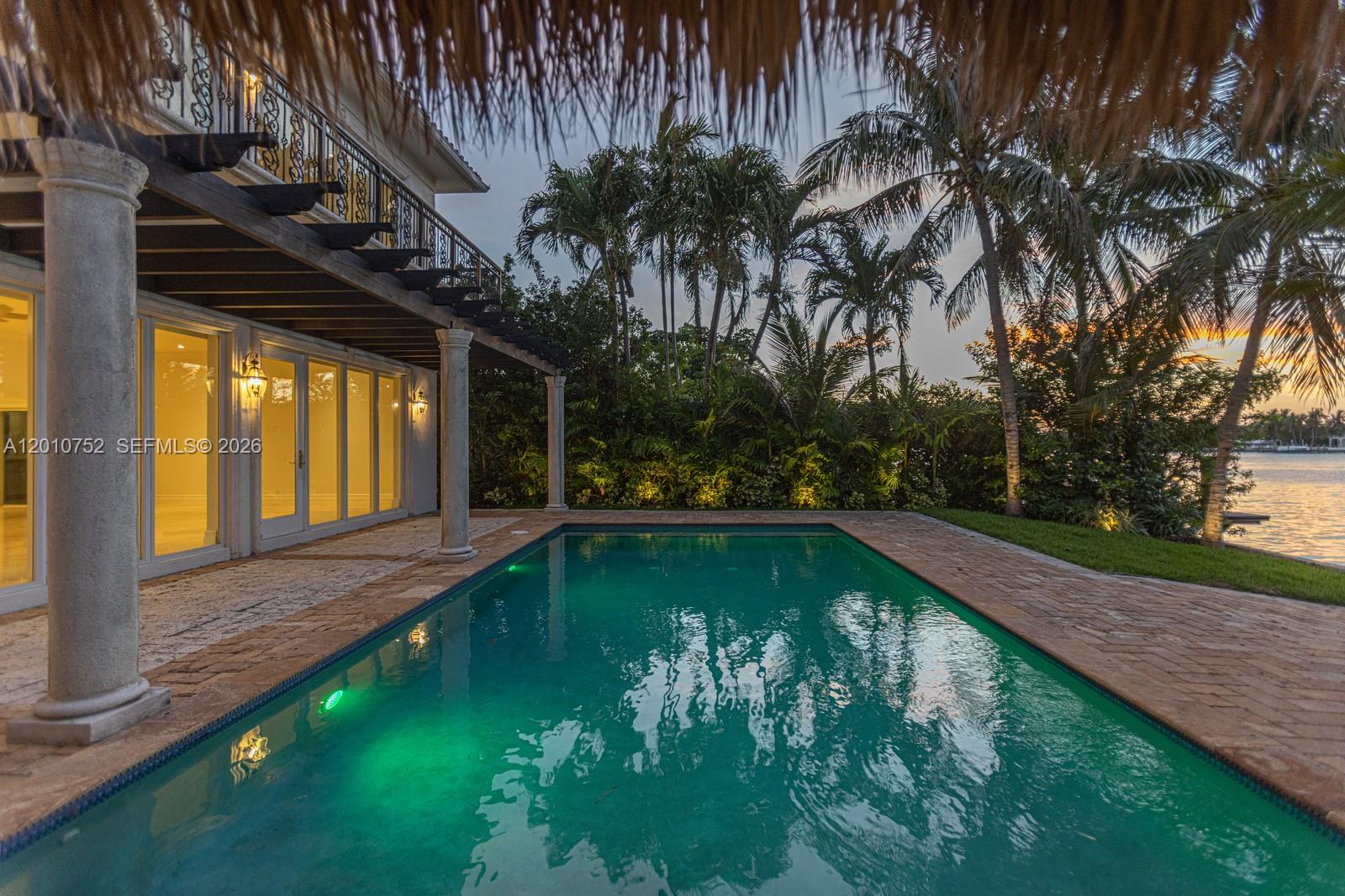 425 N Shore Dr Miami Beach, FL 33141