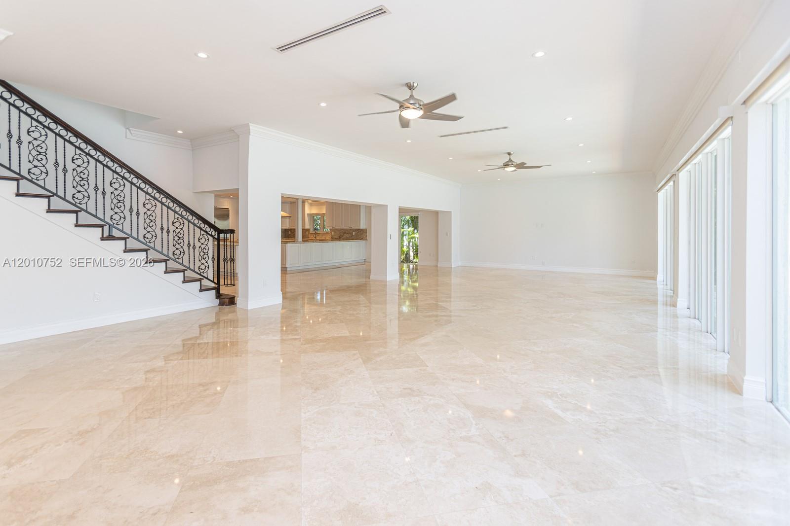 425 N Shore Dr Miami Beach, FL 33141