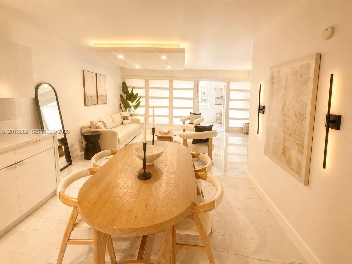 2301 Collins Ave #628 Miami Beach, FL 33139