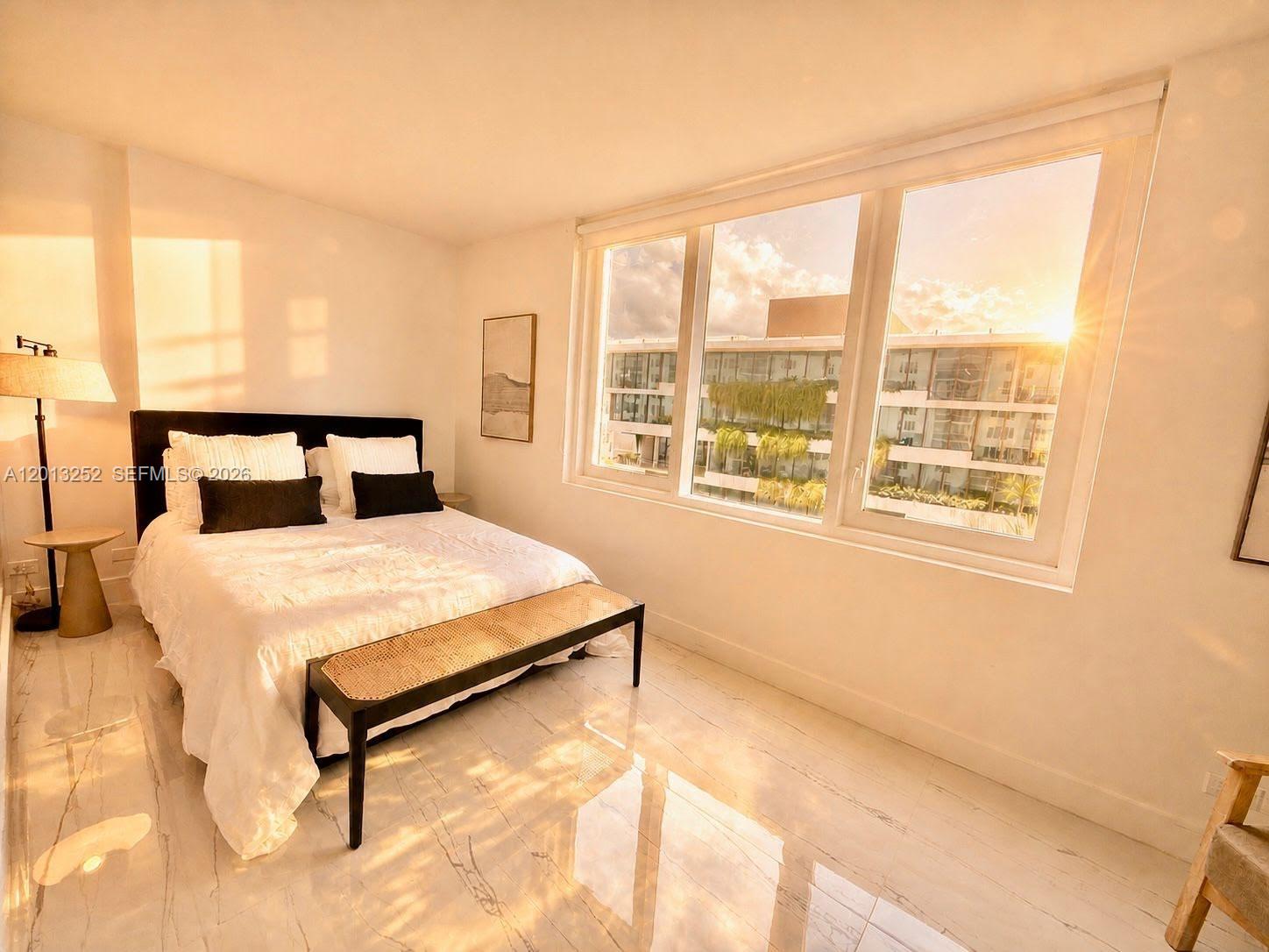 2301 Collins Ave #628 Miami Beach, FL 33139