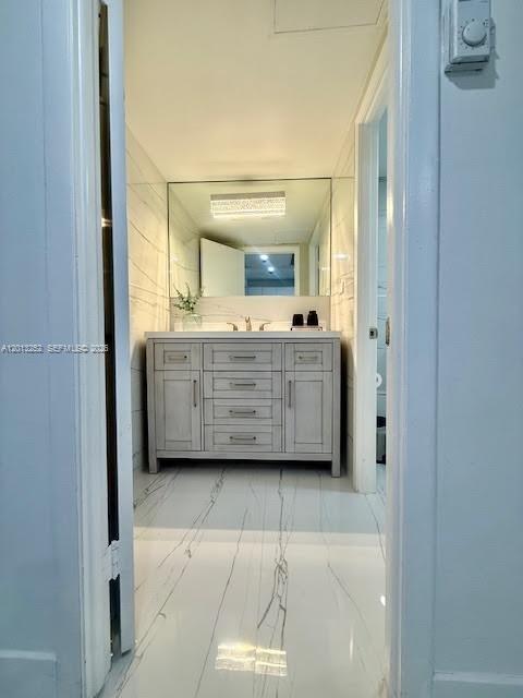 2301 Collins Ave #628 Miami Beach, FL 33139