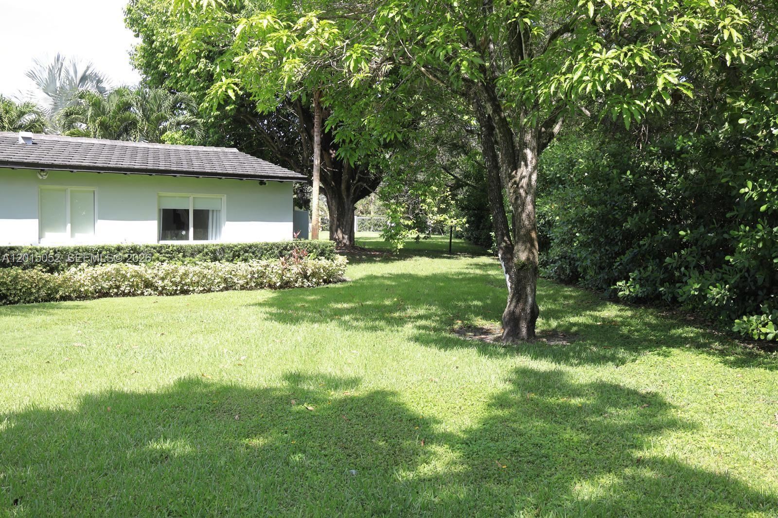 5250 SW 62nd Ave Miami, FL 33155