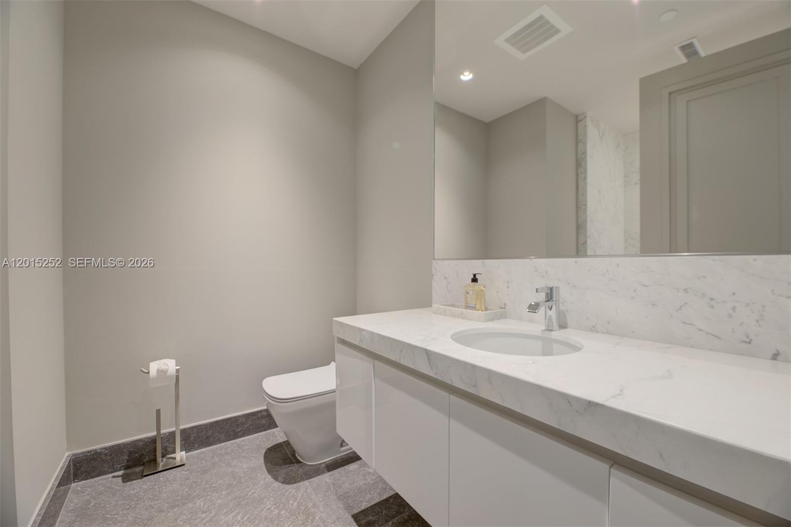 17901 Collins Ave #3103 Sunny Isles Beach, FL 33160