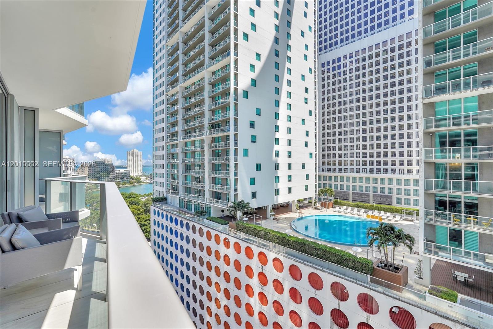77 SE 5th St #1511 Miami, FL 33131