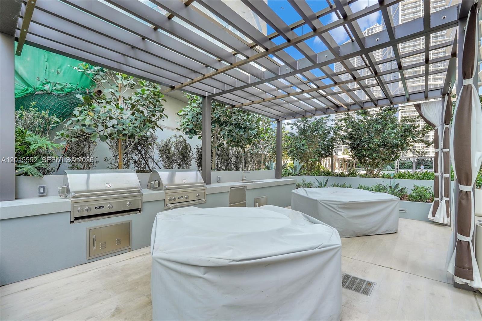 77 SE 5th St #1511 Miami, FL 33131