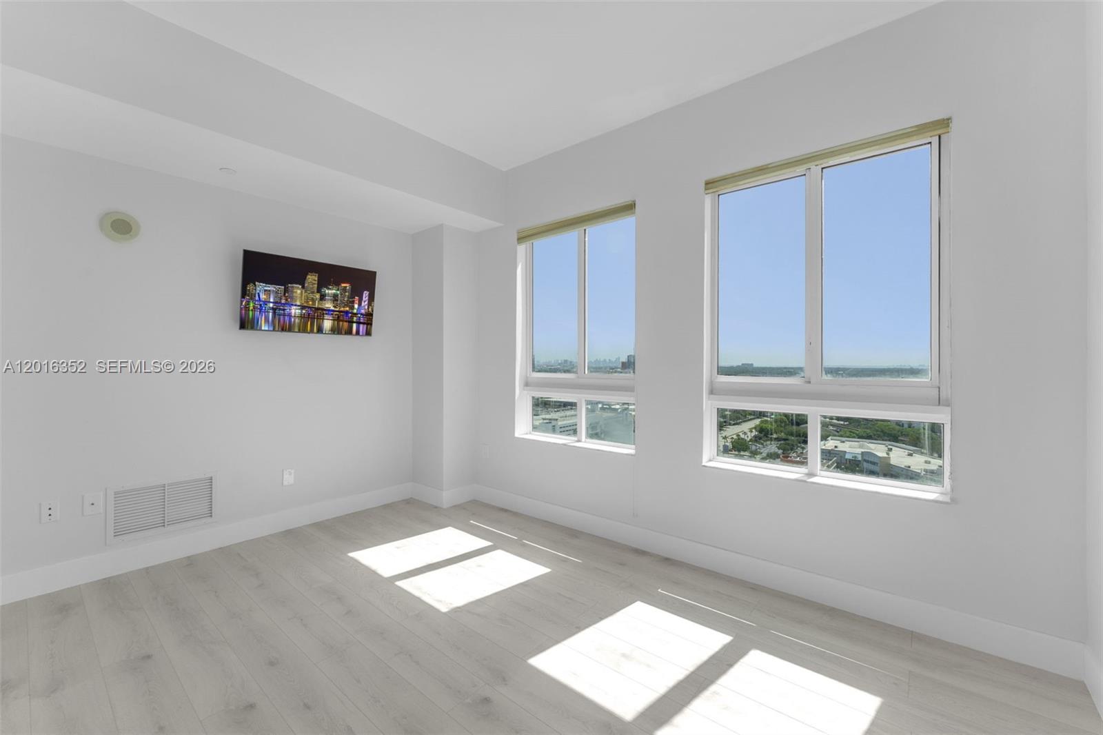7350 SW 89th St #2202S Miami, FL 33156