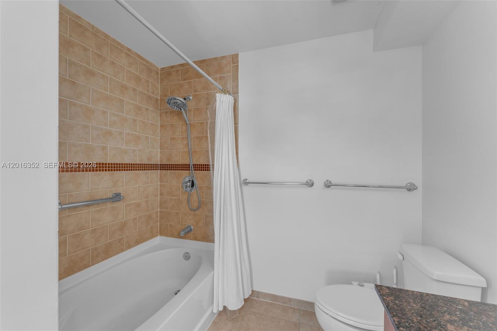 7350 SW 89th St #2202S Miami, FL 33156
