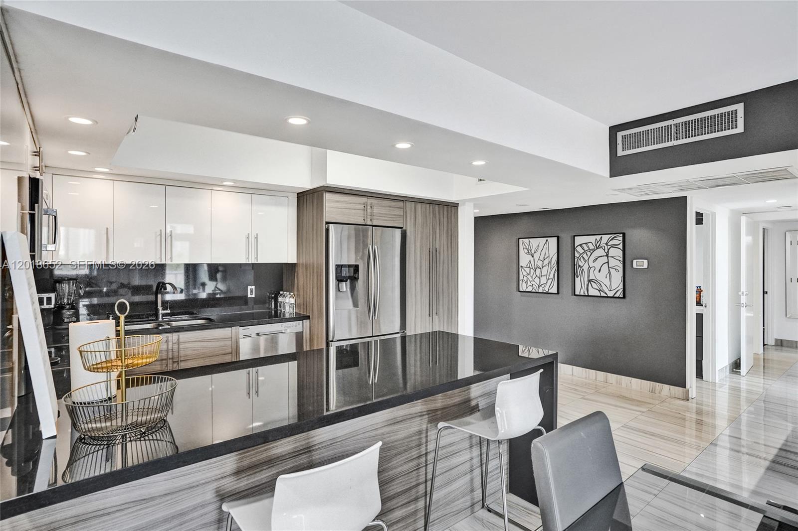 19370 Collins Ave #426 Sunny Isles Beach, FL 33160