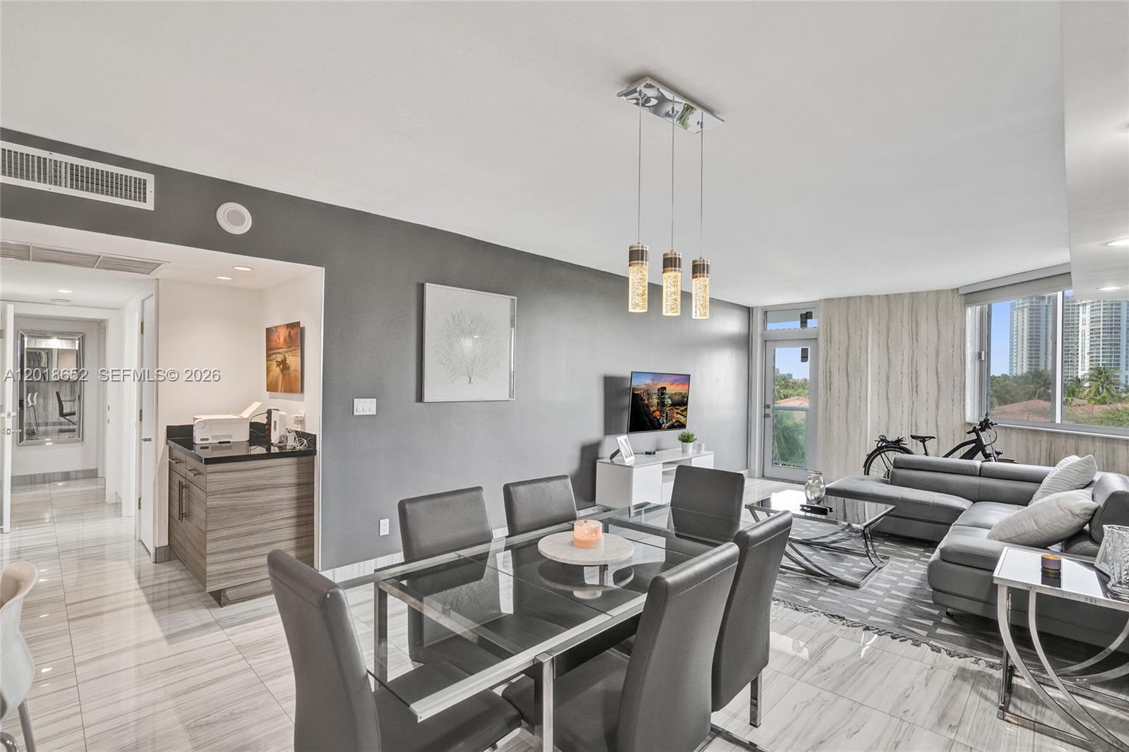 19370 Collins Ave #426 Sunny Isles Beach, FL 33160