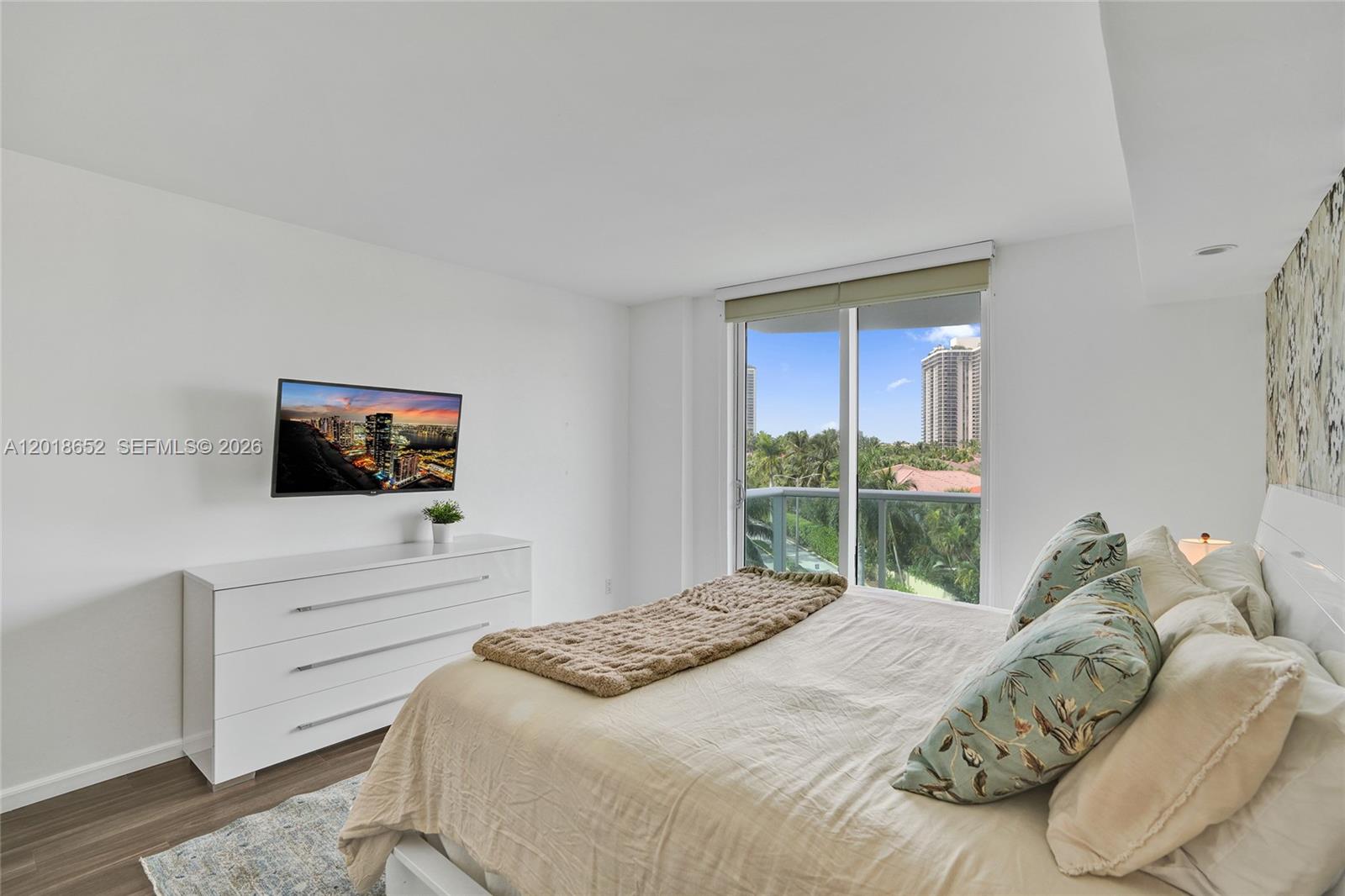 19370 Collins Ave #426 Sunny Isles Beach, FL 33160