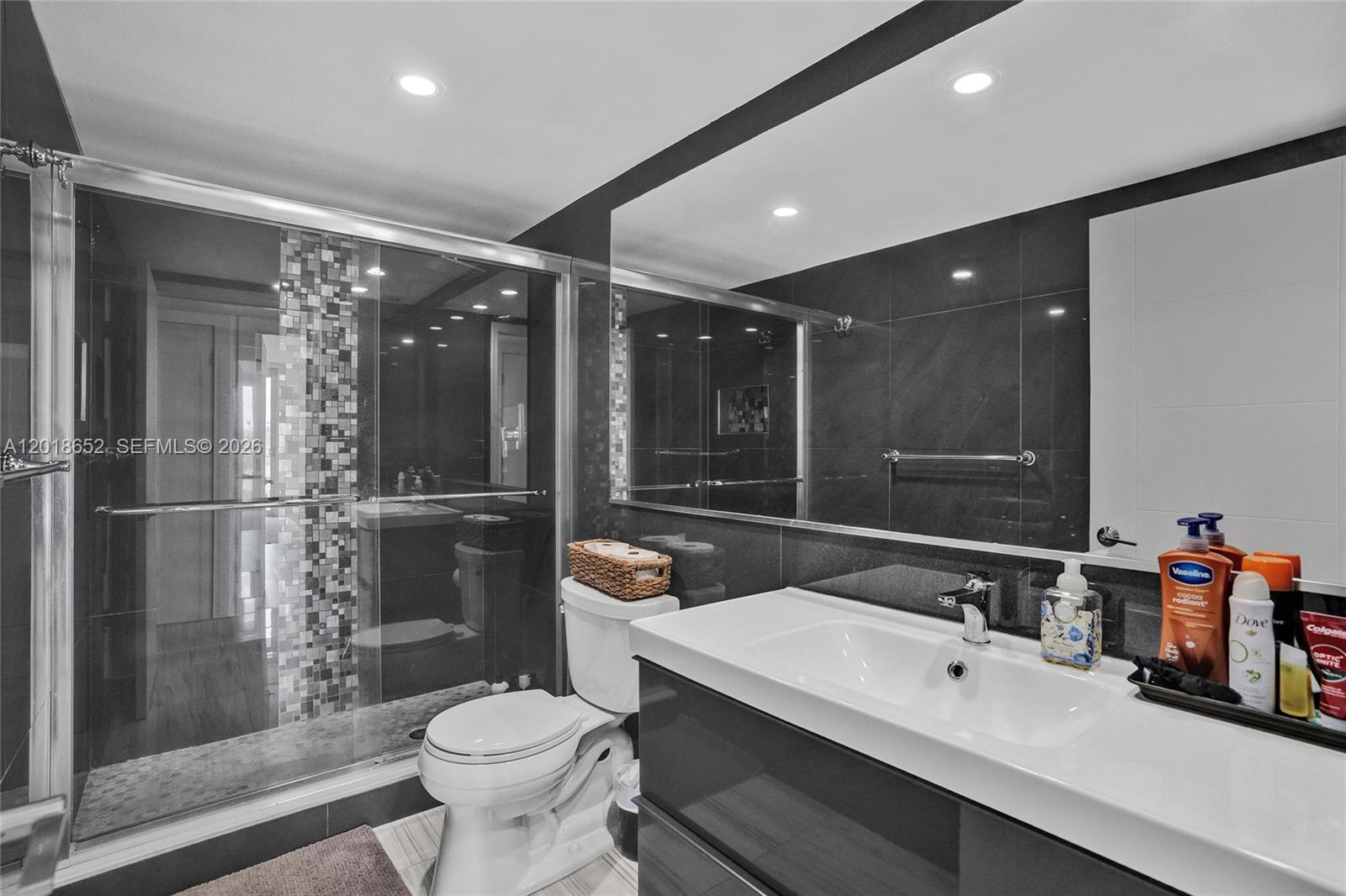 19370 Collins Ave #426 Sunny Isles Beach, FL 33160