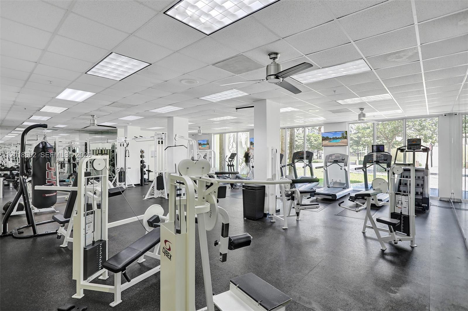 19370 Collins Ave #426 Sunny Isles Beach, FL 33160