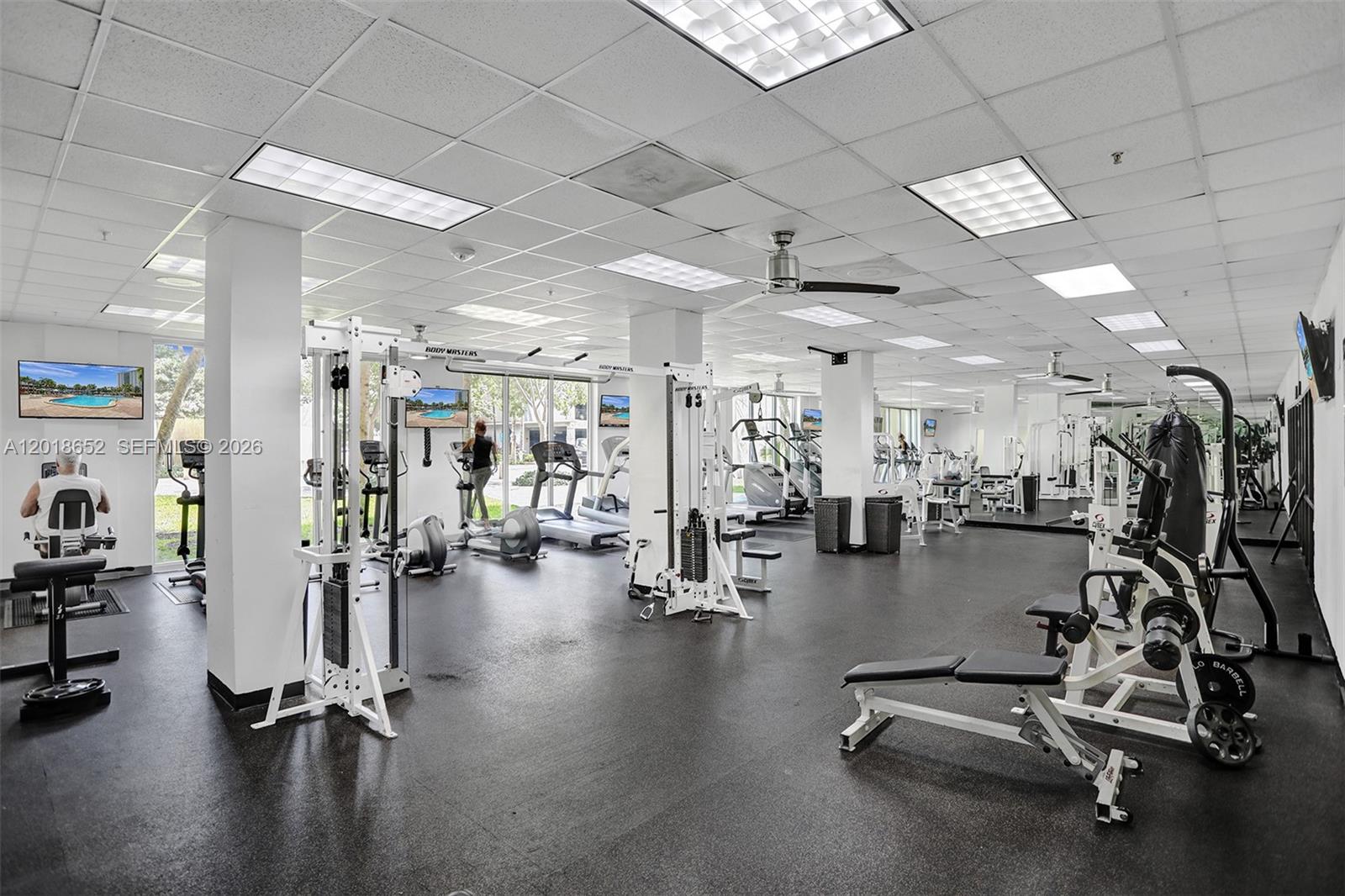19370 Collins Ave #426 Sunny Isles Beach, FL 33160