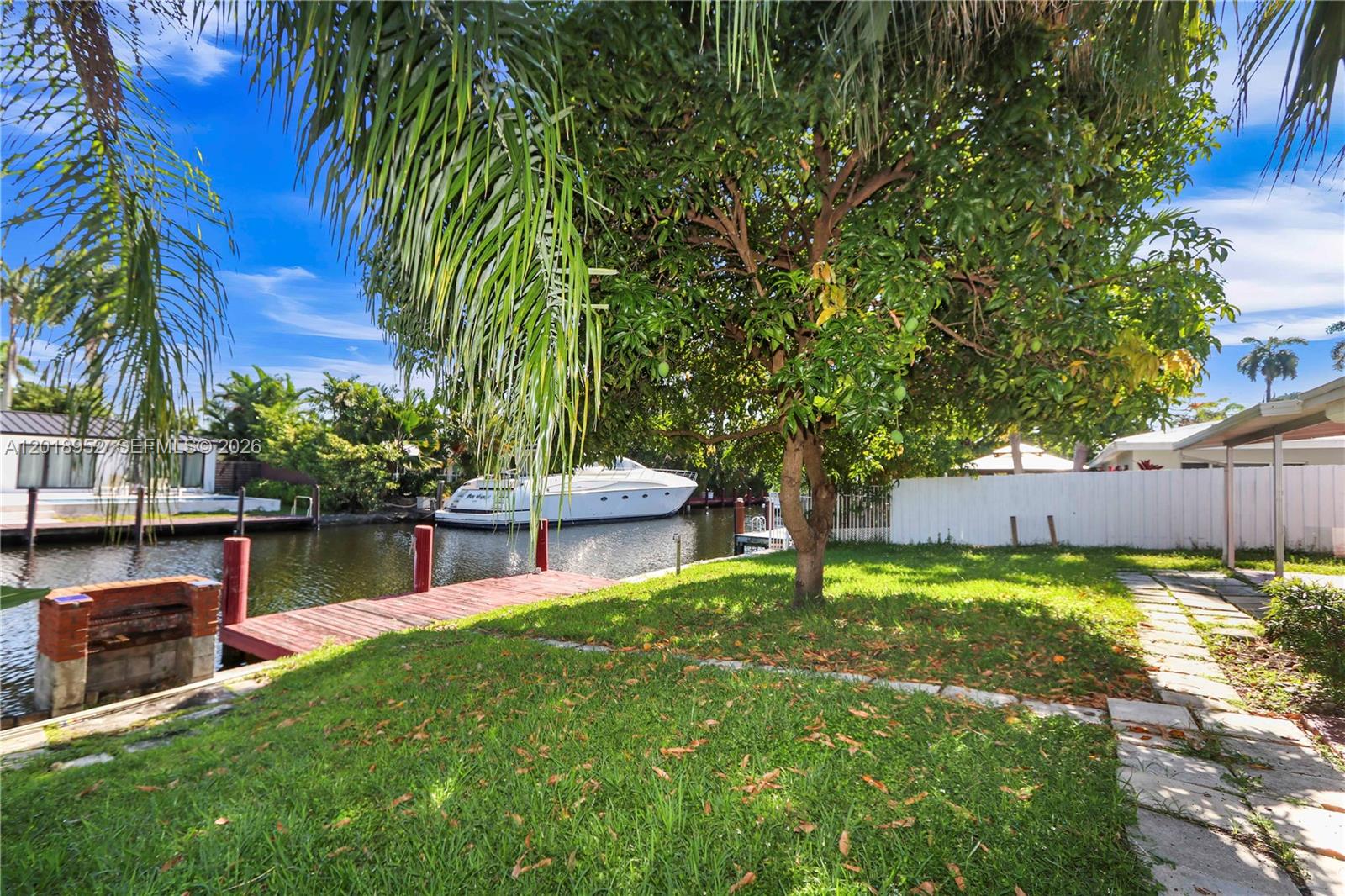 917 Mandarin Isle Fort Lauderdale, FL 33315