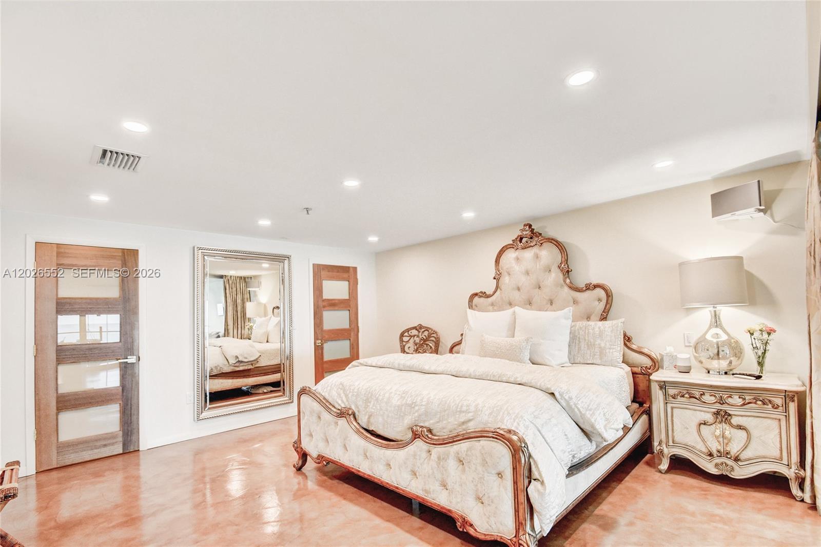 5445 Collins Ave #P2 Miami Beach, FL 33140