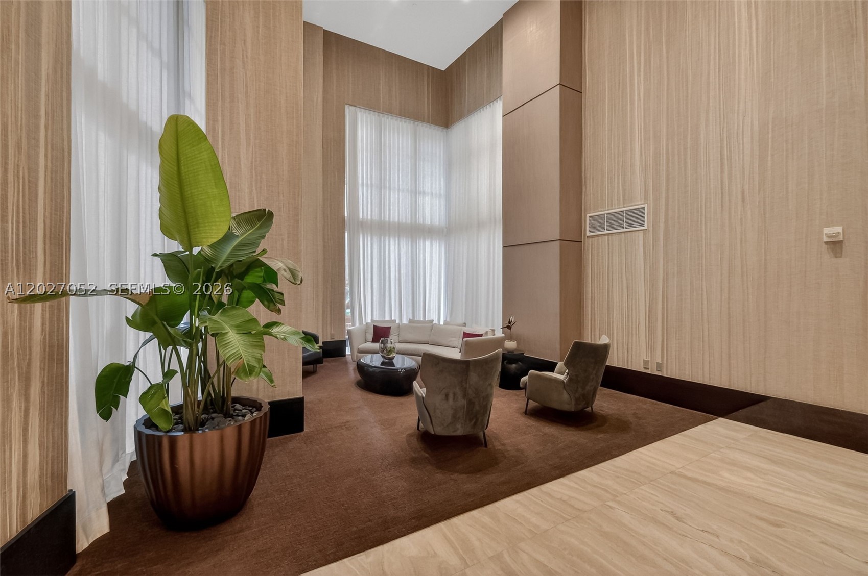 image The Plaza on Brickell East0