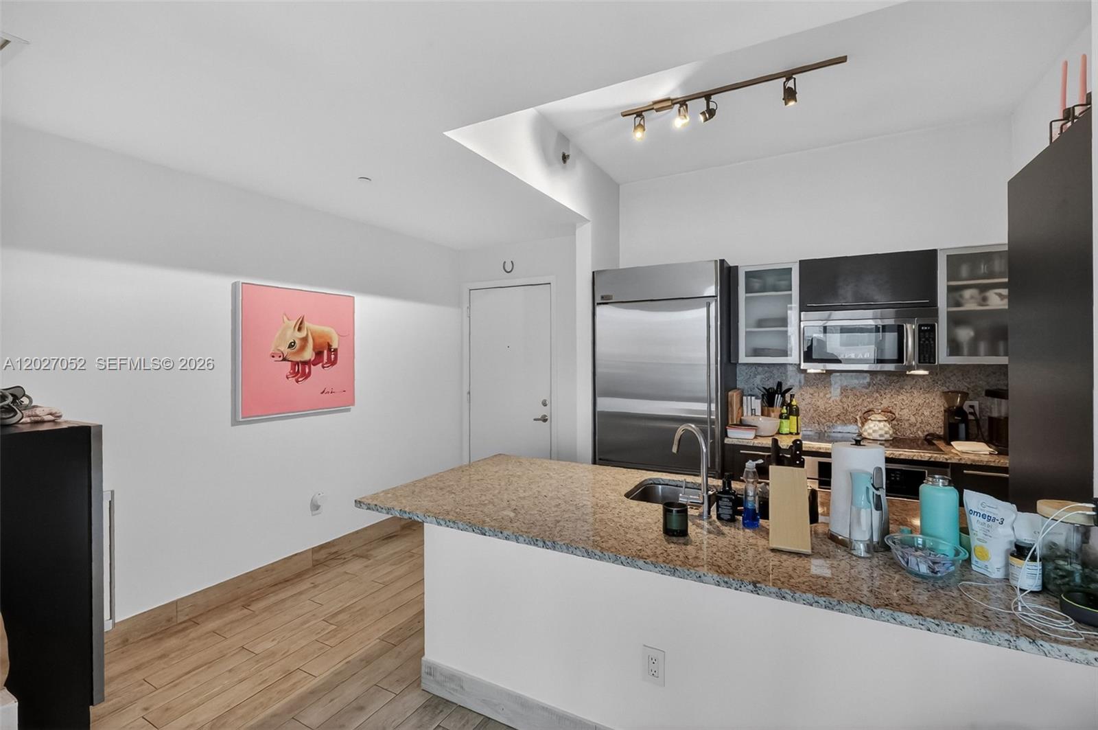 950 Brickell Bay Dr #4504 Miami, FL 33131