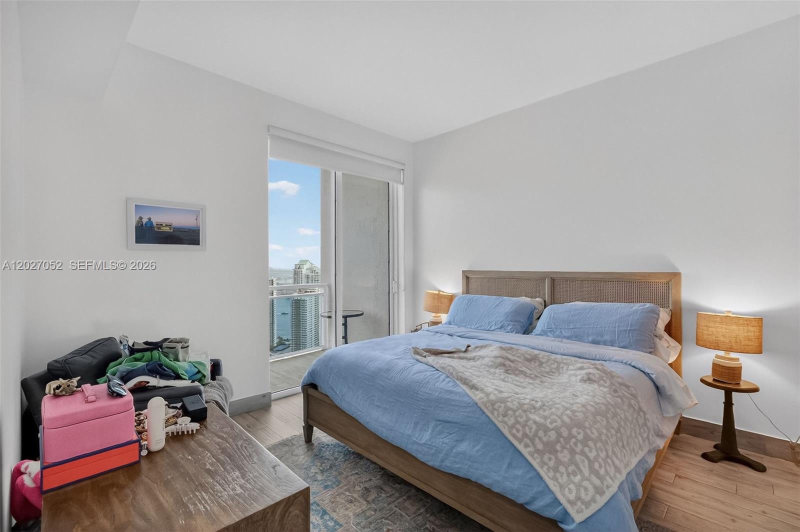 950 Brickell Bay Dr #4504 Miami, FL 33131