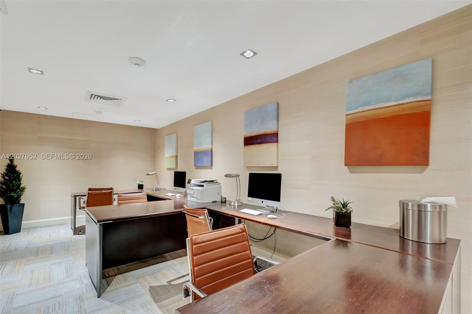 950 Brickell Bay Dr #4504 Miami, FL 33131