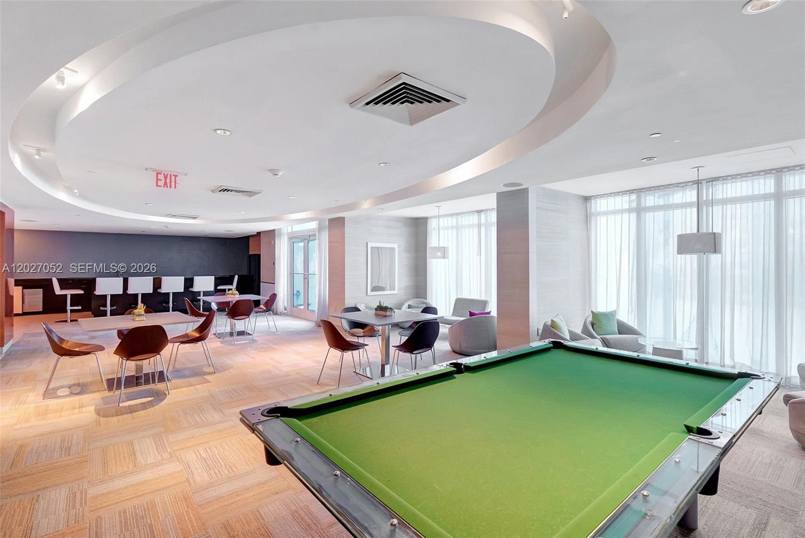 950 Brickell Bay Dr #4504 Miami, FL 33131