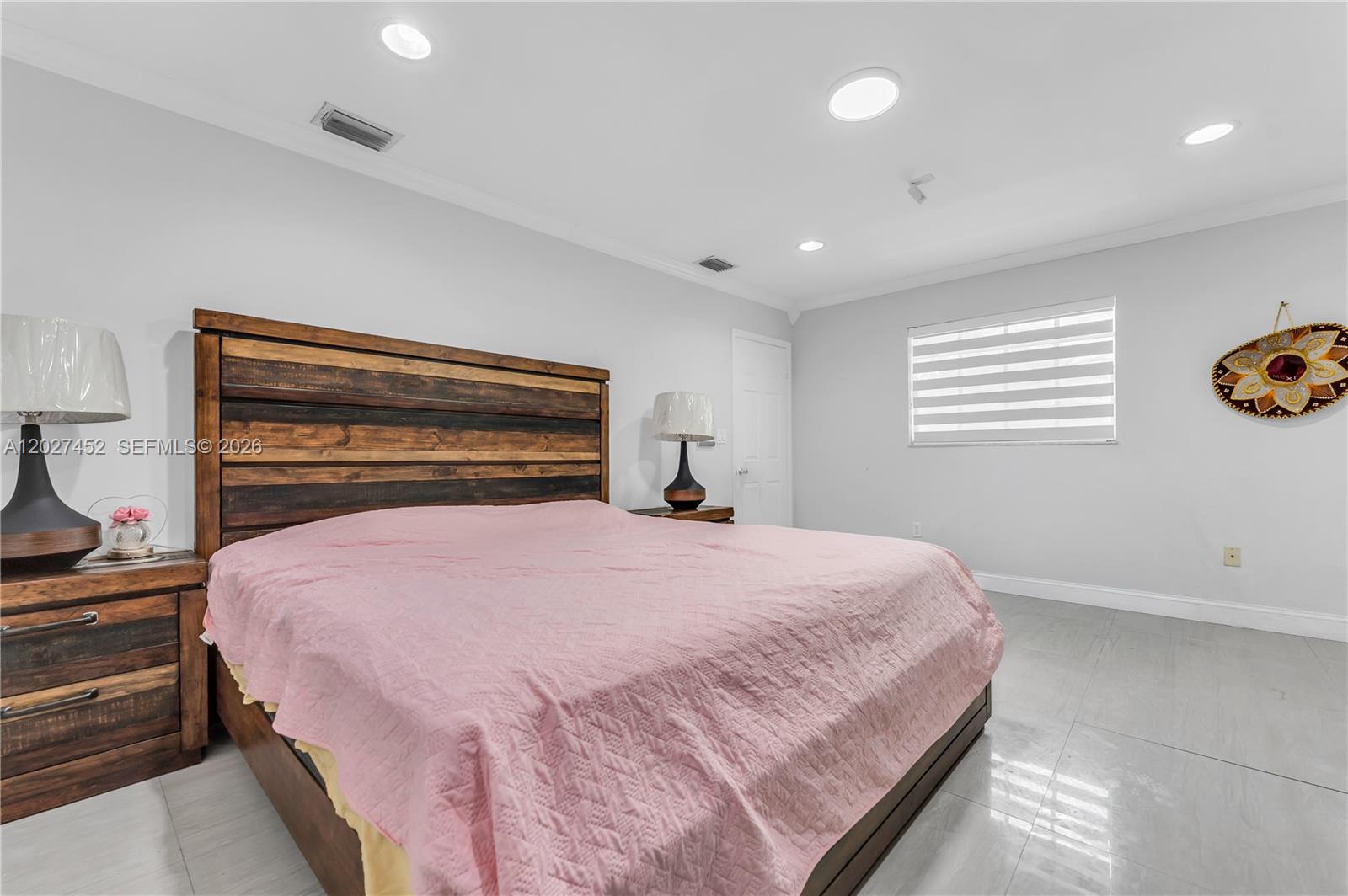 6284 SW 26th St Miami, FL 33155