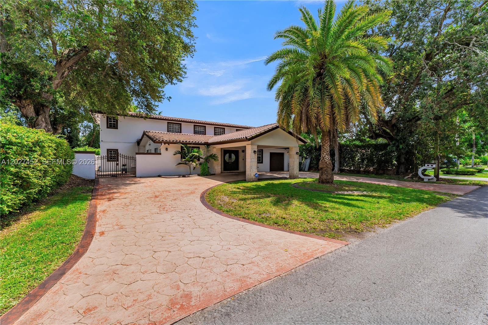 6284 SW 26th St Miami, FL 33155