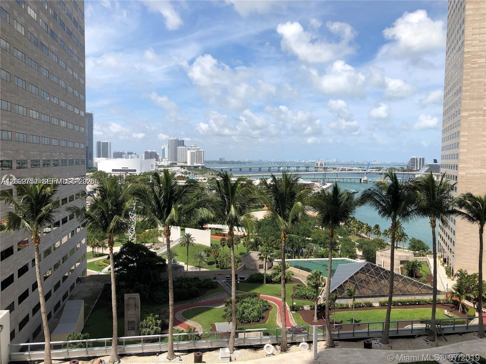 325 S Biscayne Blvd #1716