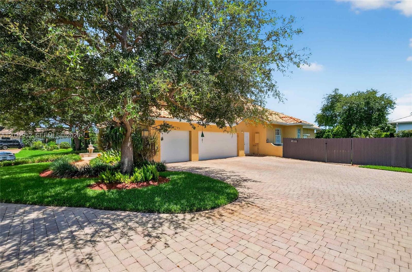 8920 SW 162nd Palmetto Bay, FL 33157