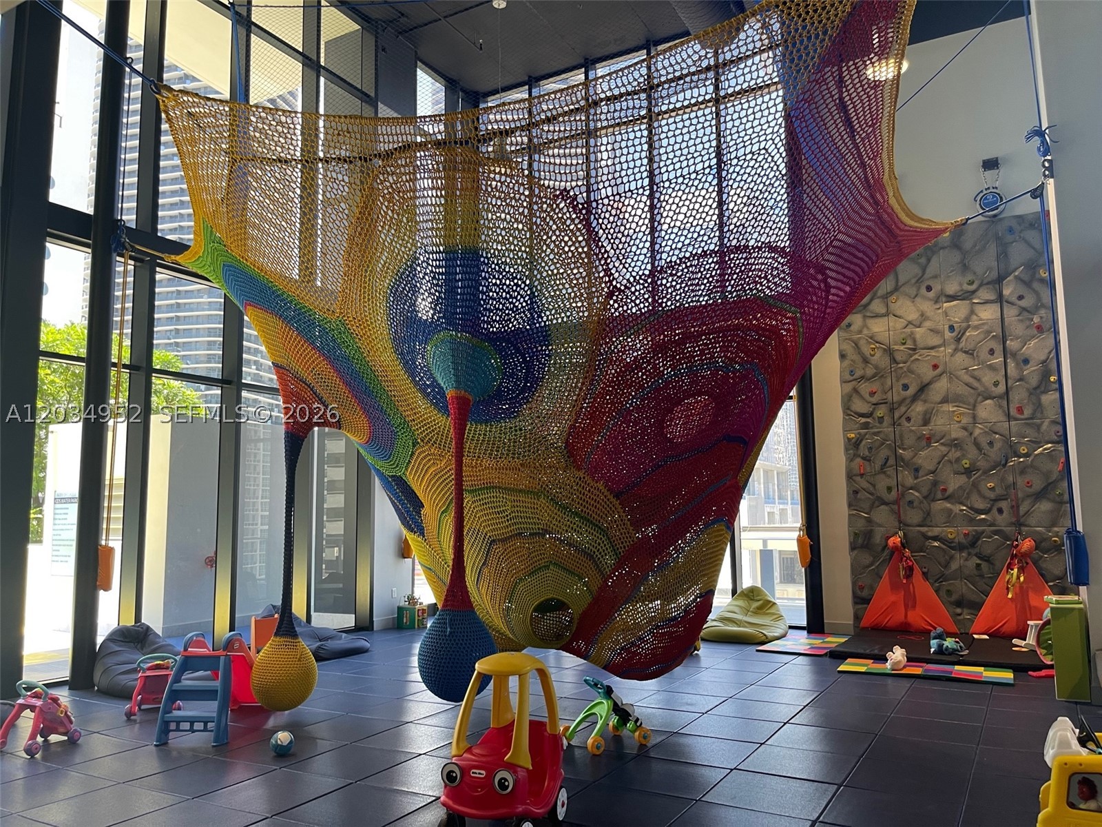 image 1010 Brickell10