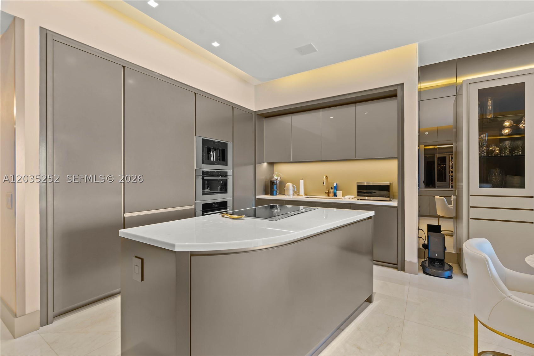 image Residences by Armani Casa11