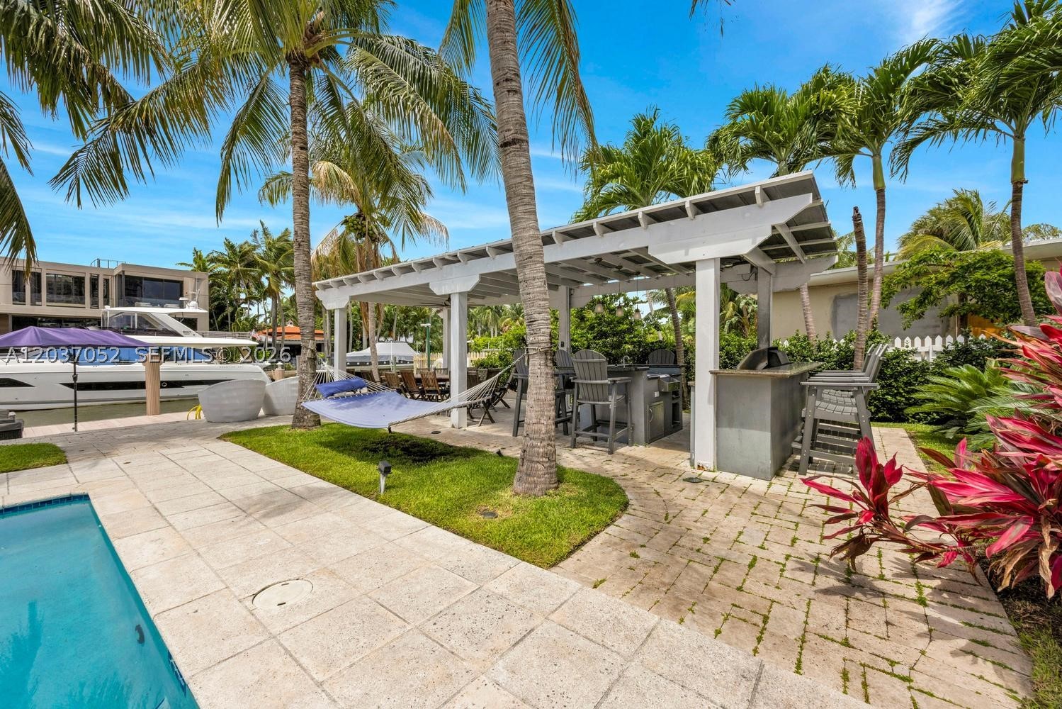 1074 NE Little Riv Dr Miami, FL 33138