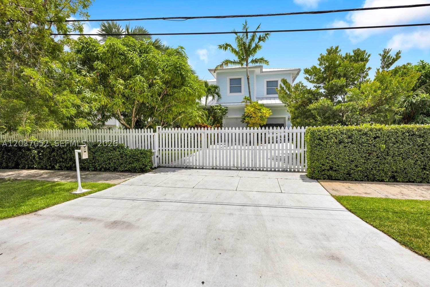 1074 NE Little Riv Dr Miami, FL 33138