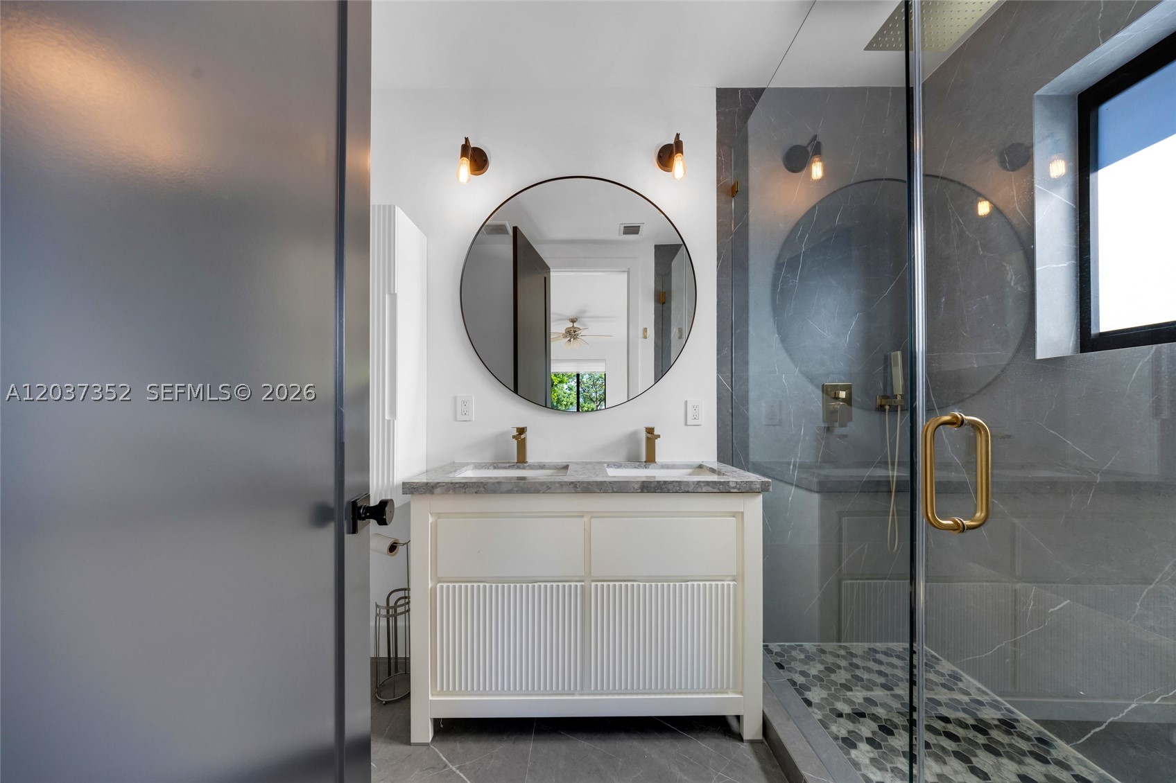 365 Fairway Dr Miami Beach, FL 33141