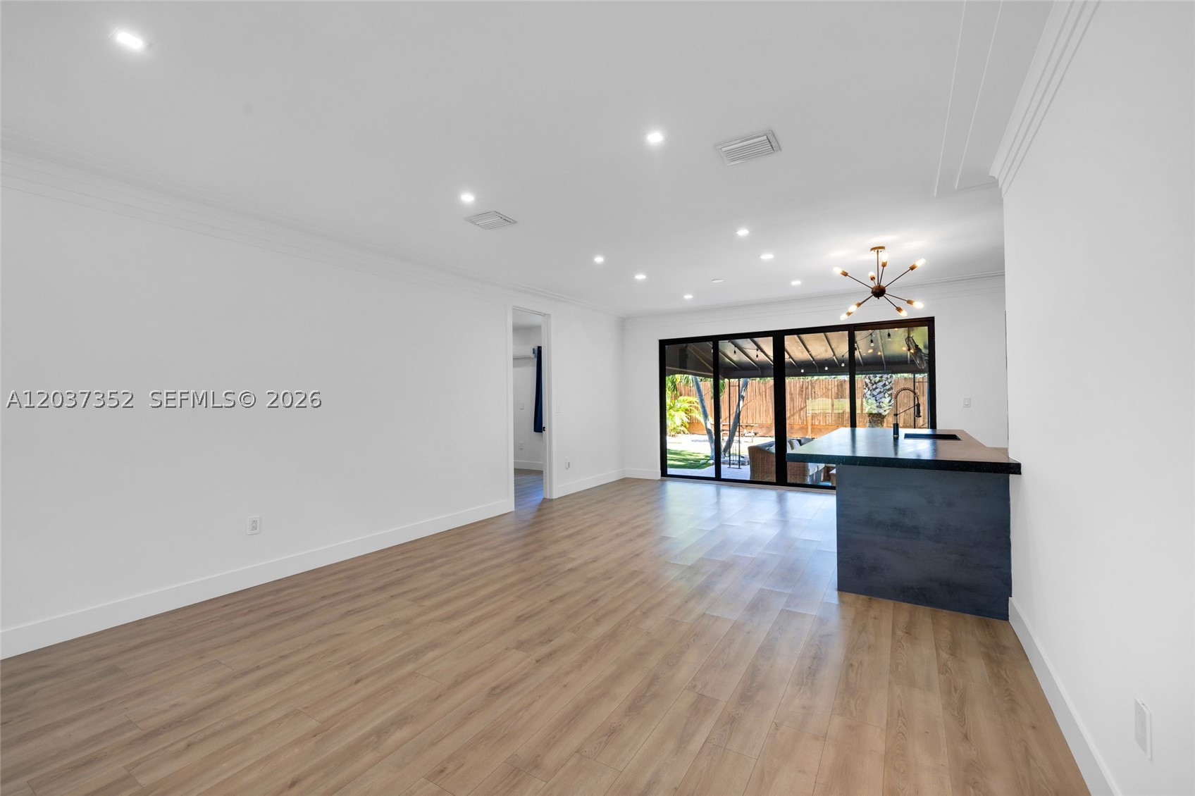 365 Fairway Dr Miami Beach, FL 33141
