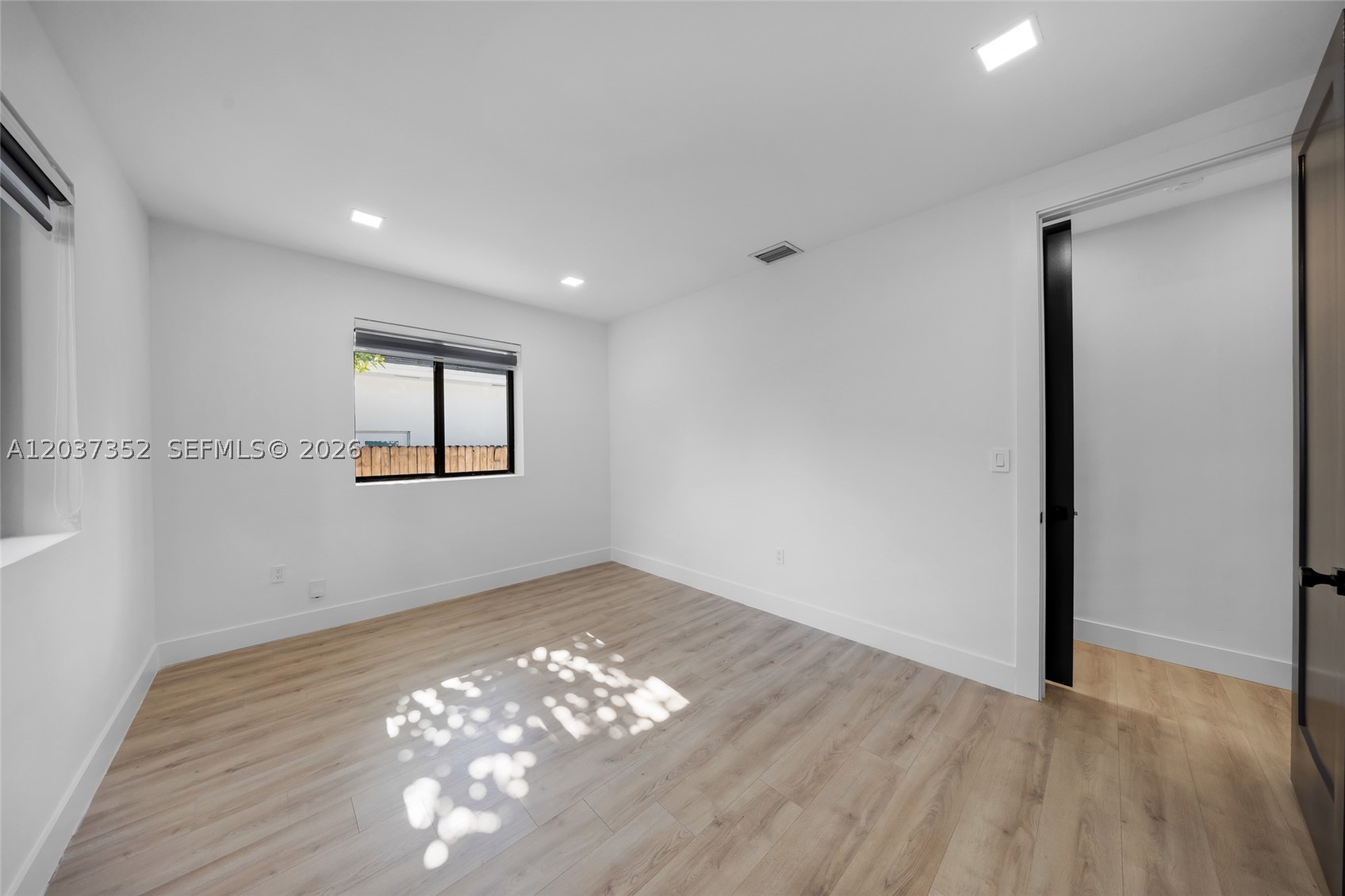 365 Fairway Dr Miami Beach, FL 33141
