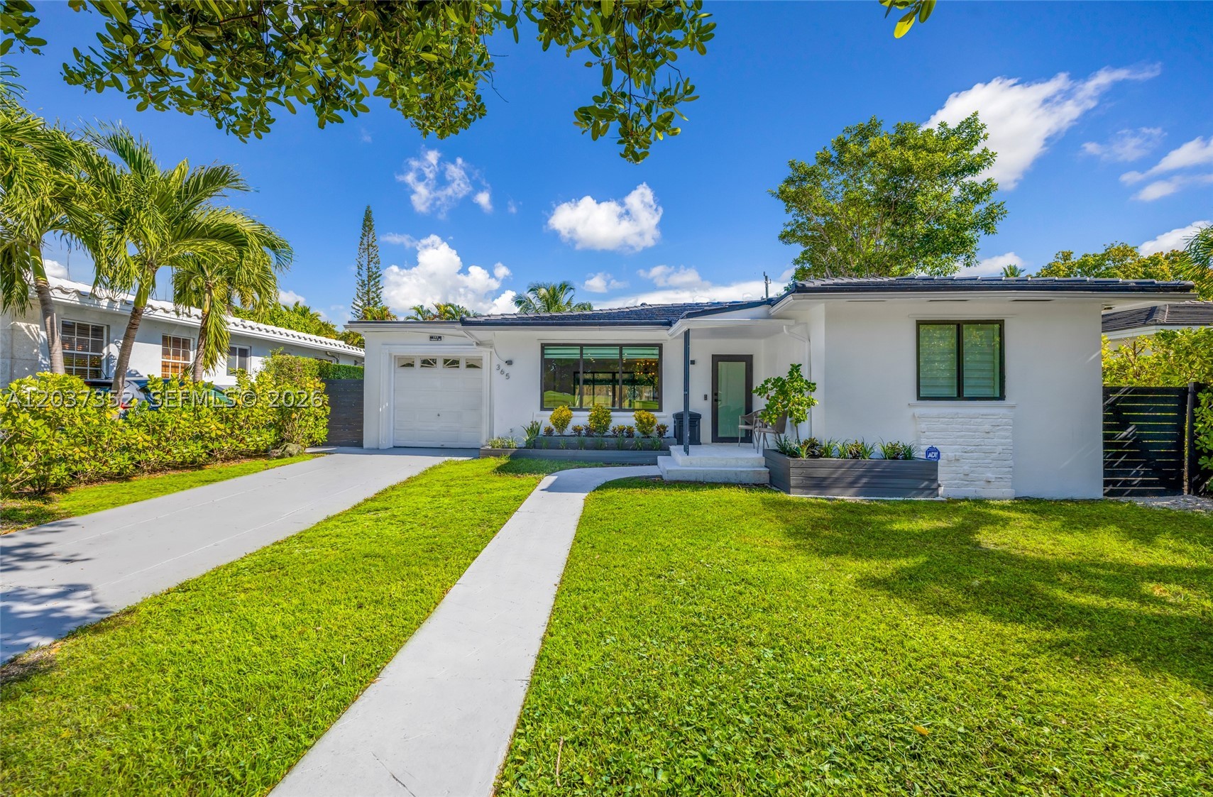 365 Fairway Dr Miami Beach, FL 33141
