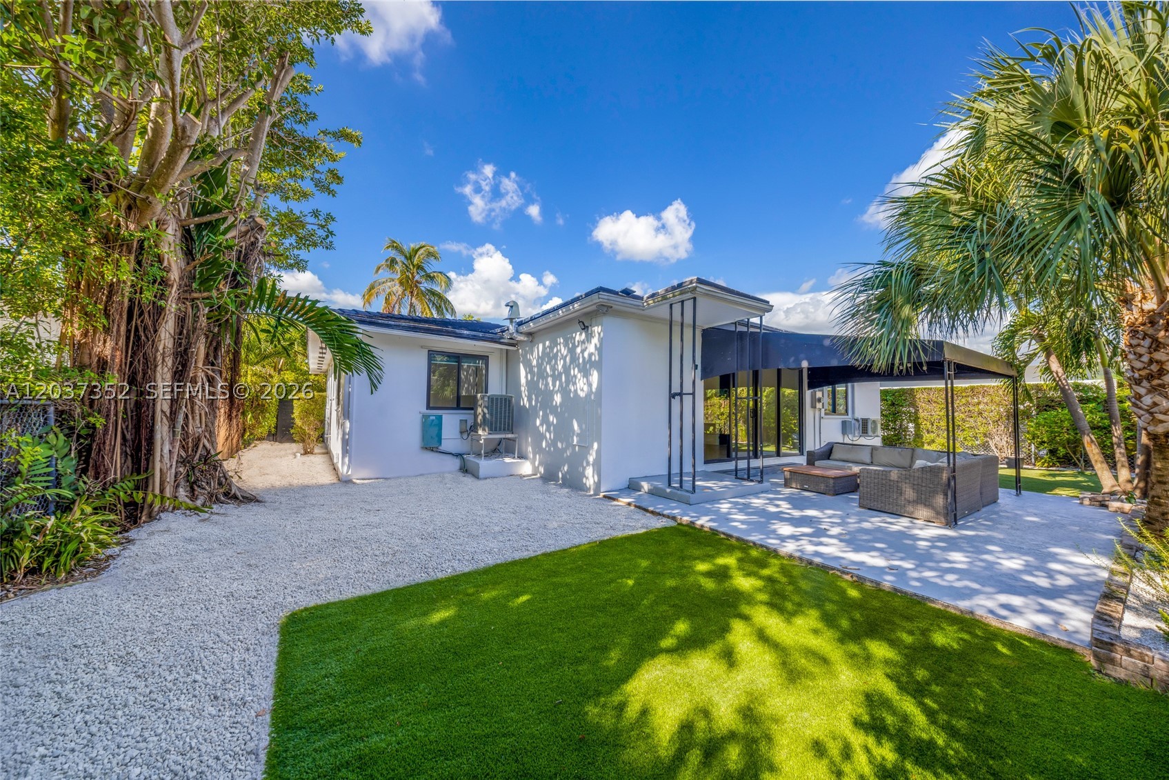 365 Fairway Dr Miami Beach, FL 33141