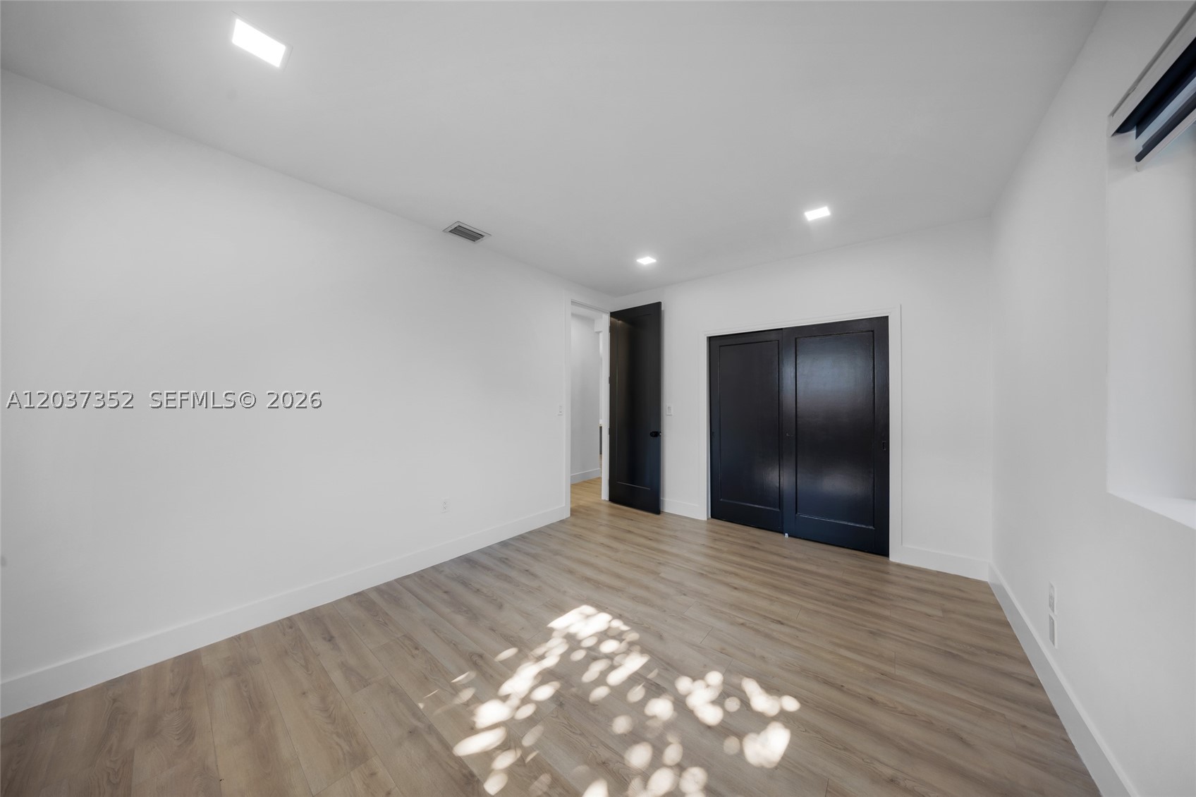 365 Fairway Dr Miami Beach, FL 33141