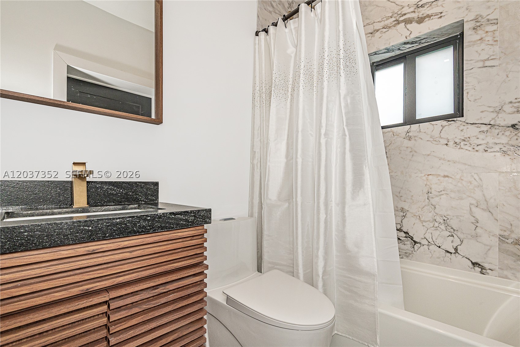 365 Fairway Dr Miami Beach, FL 33141