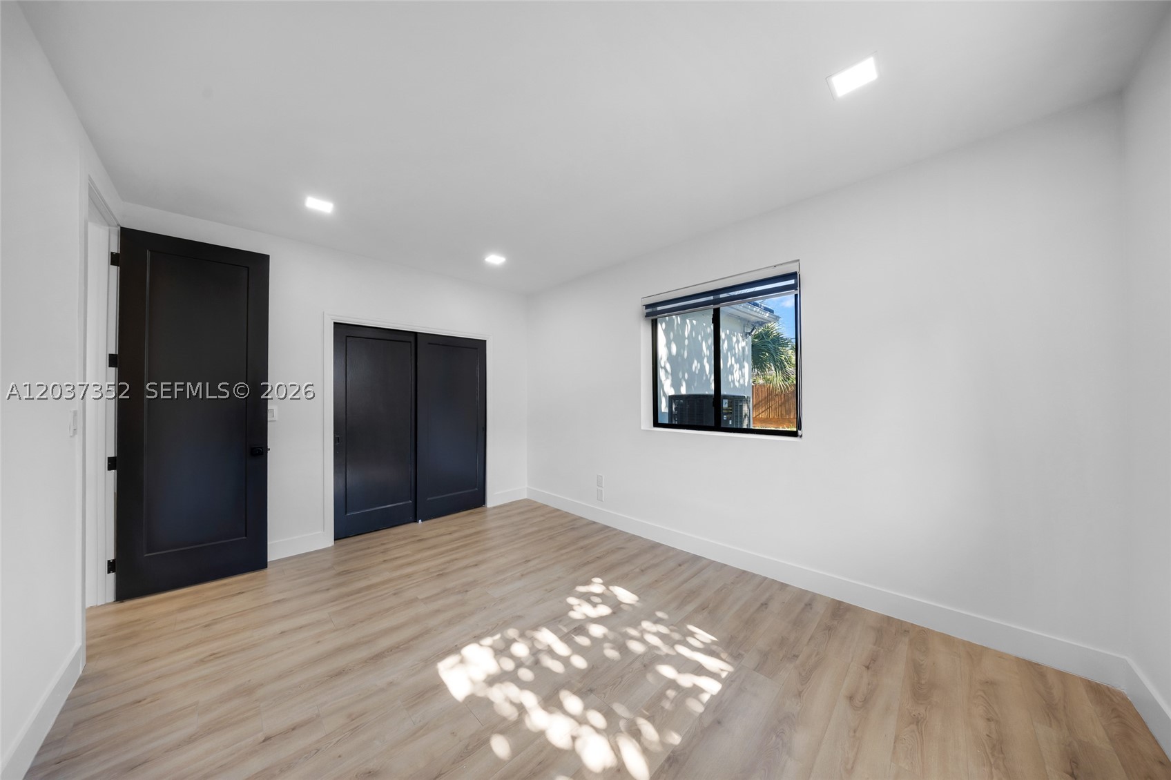 365 Fairway Dr Miami Beach, FL 33141