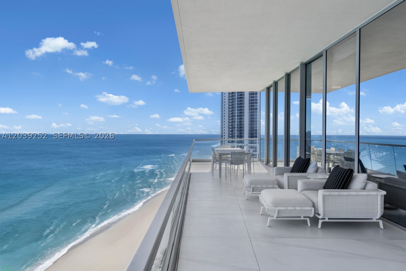 18501 Collins Ave #2304 Sunny Isles Beach, FL 33160